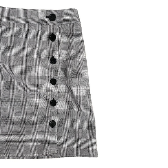 FOREVER 21 Plaid Skirt with Buttons - Picture 2 of 4